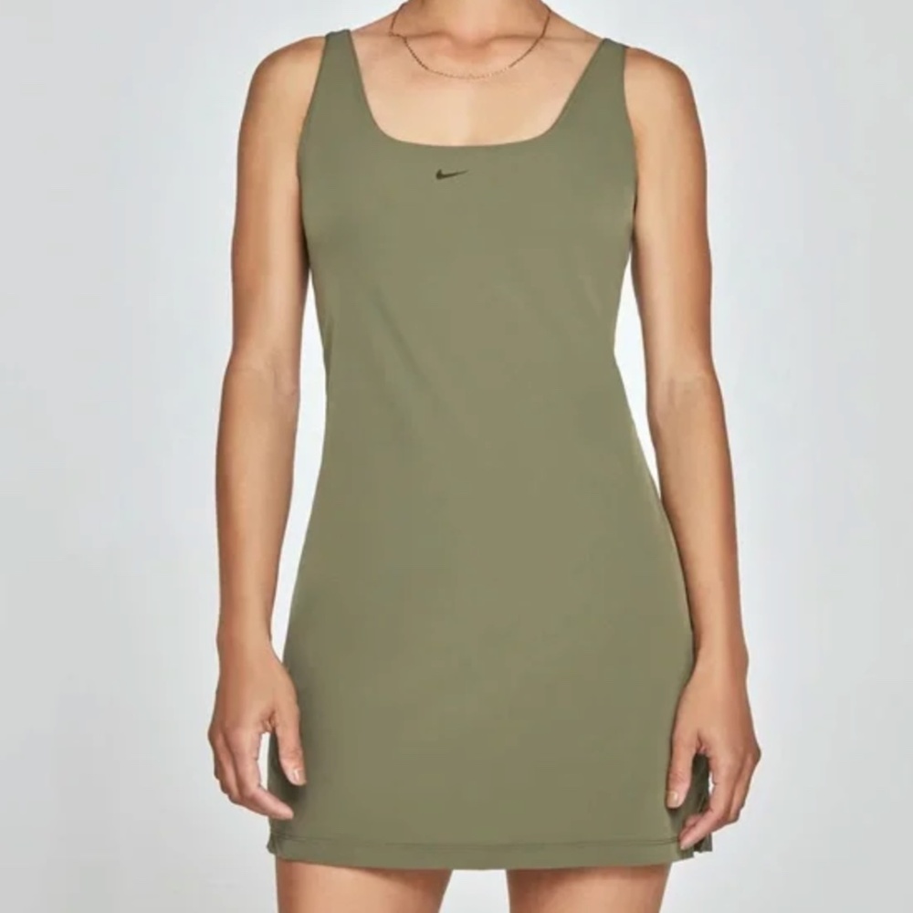 Nike Women's Bliss Luxe Dress